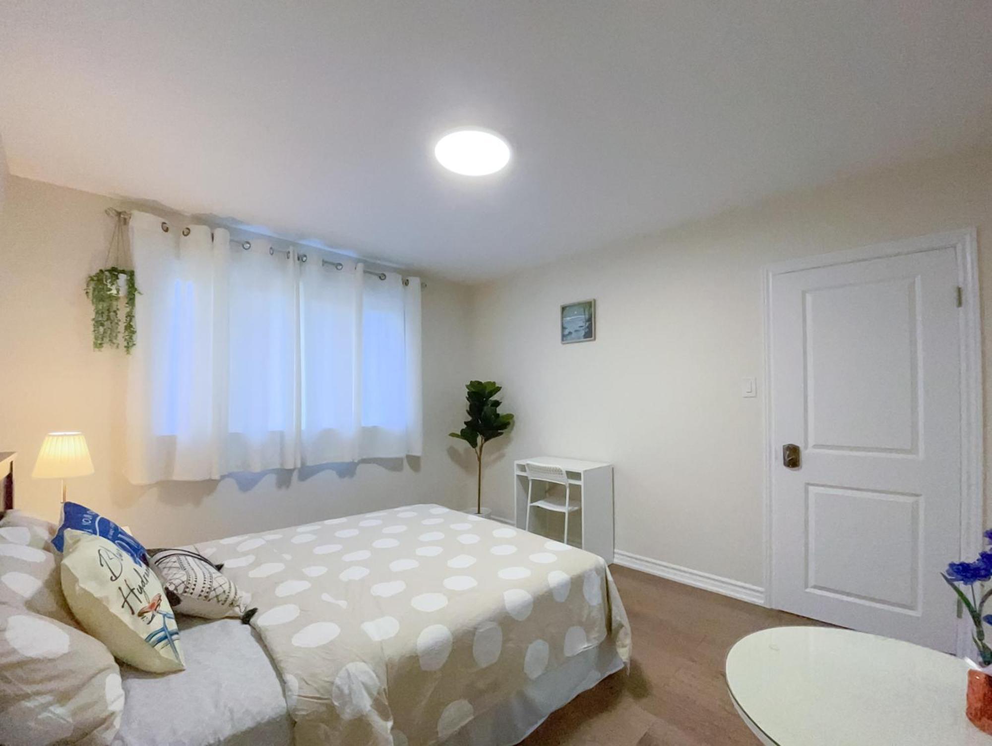 Newly-Renovated 3Br House, 12 Minutes To Airport Apartman Toronto Kültér fotó