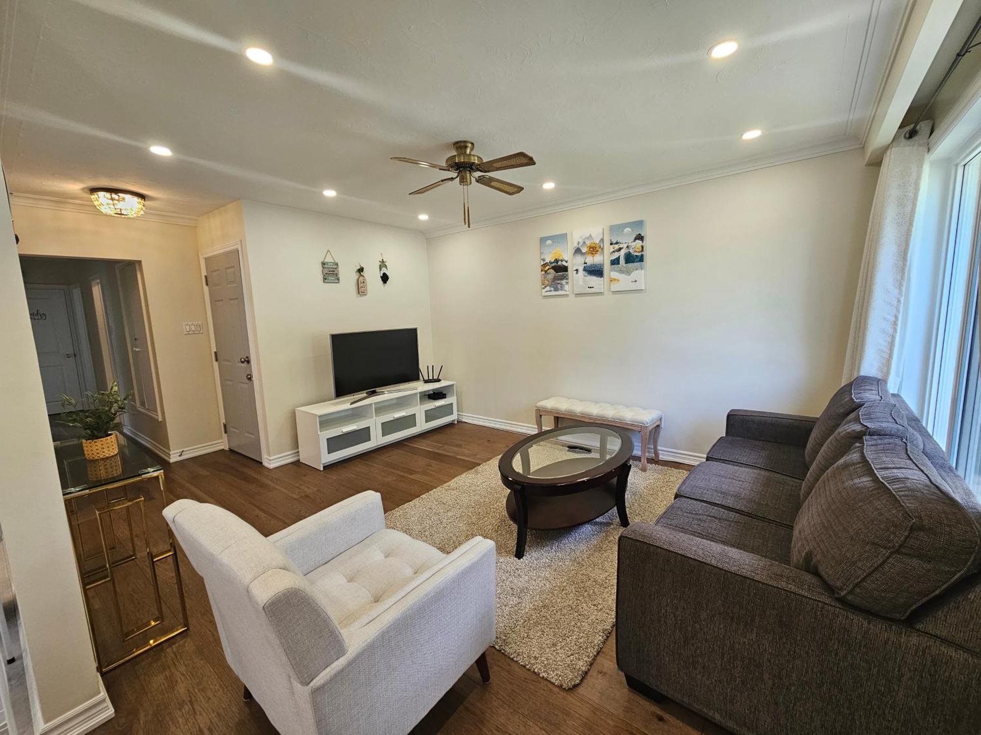 Newly-Renovated 3Br House, 12 Minutes To Airport Apartman Toronto Kültér fotó